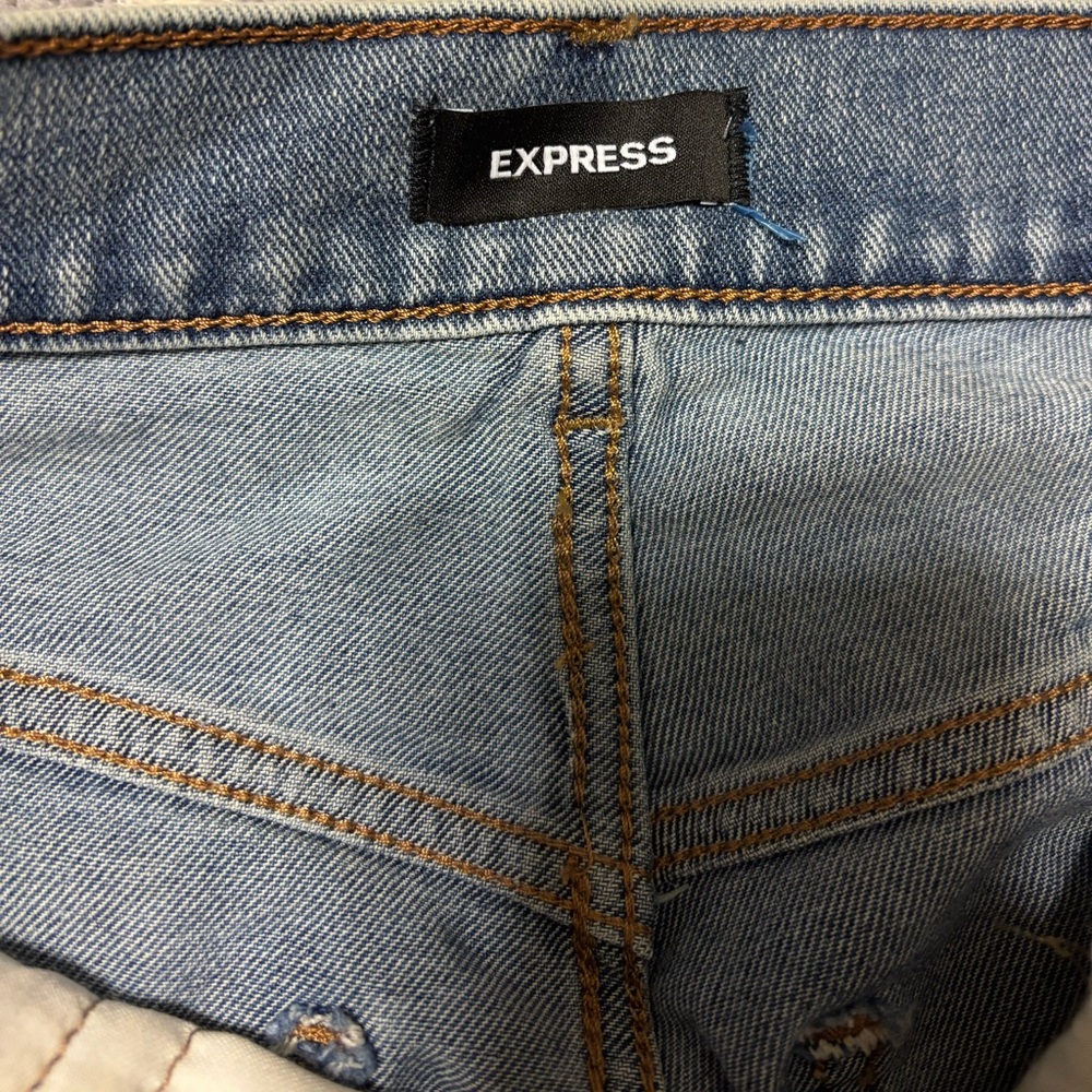 Express jewel embellished slim super high rise straight leg jeans size 8